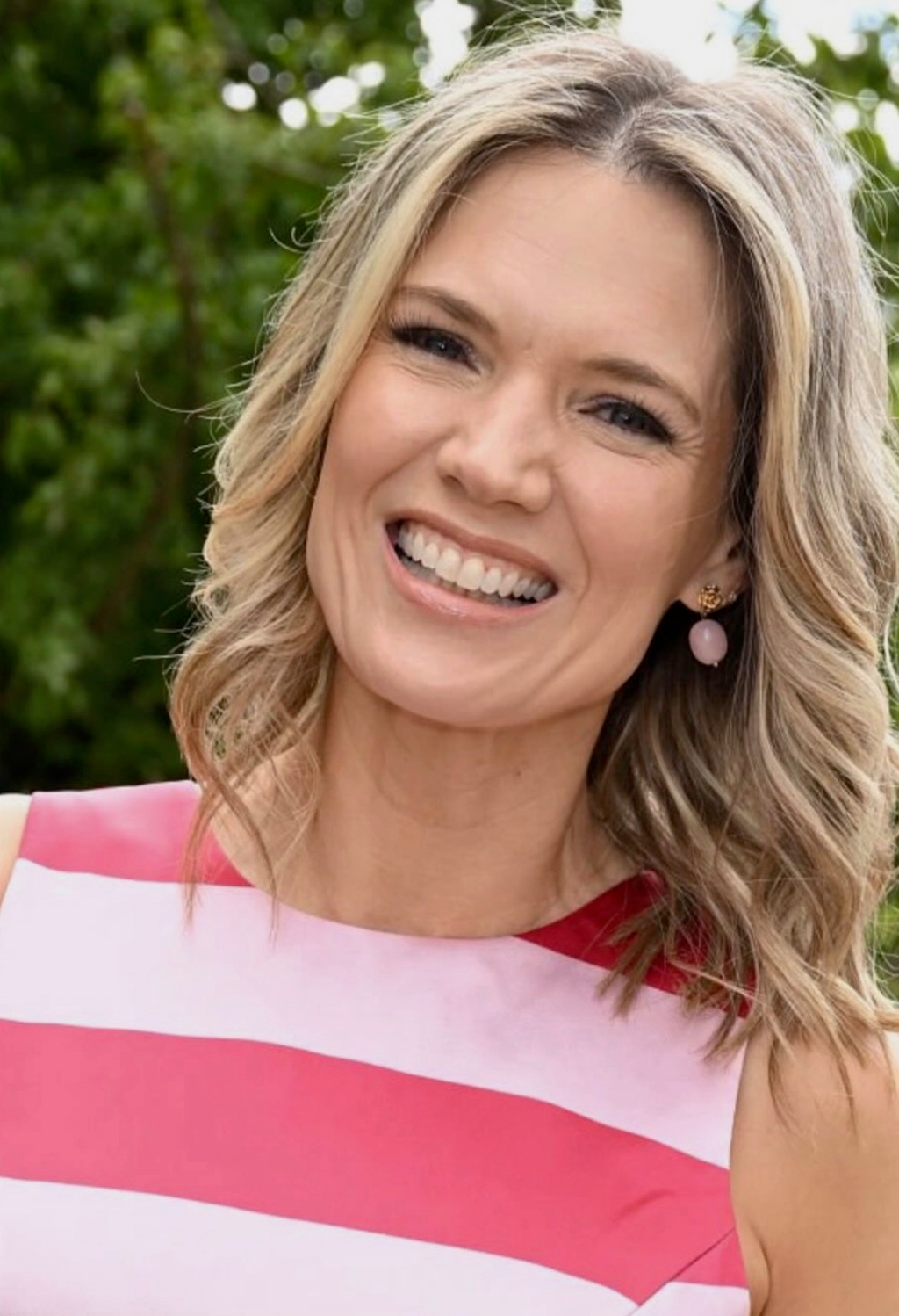 Seen on Presenter Charlotte Hawkins at the Chelsea Flower Show in May 2026 - Giverny Dorée Pink Beryl Earrings