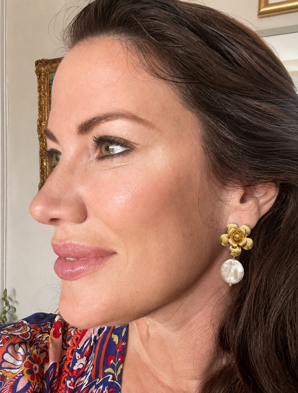 Giverny collection - Camélia Earrings With Large Coin Pearls