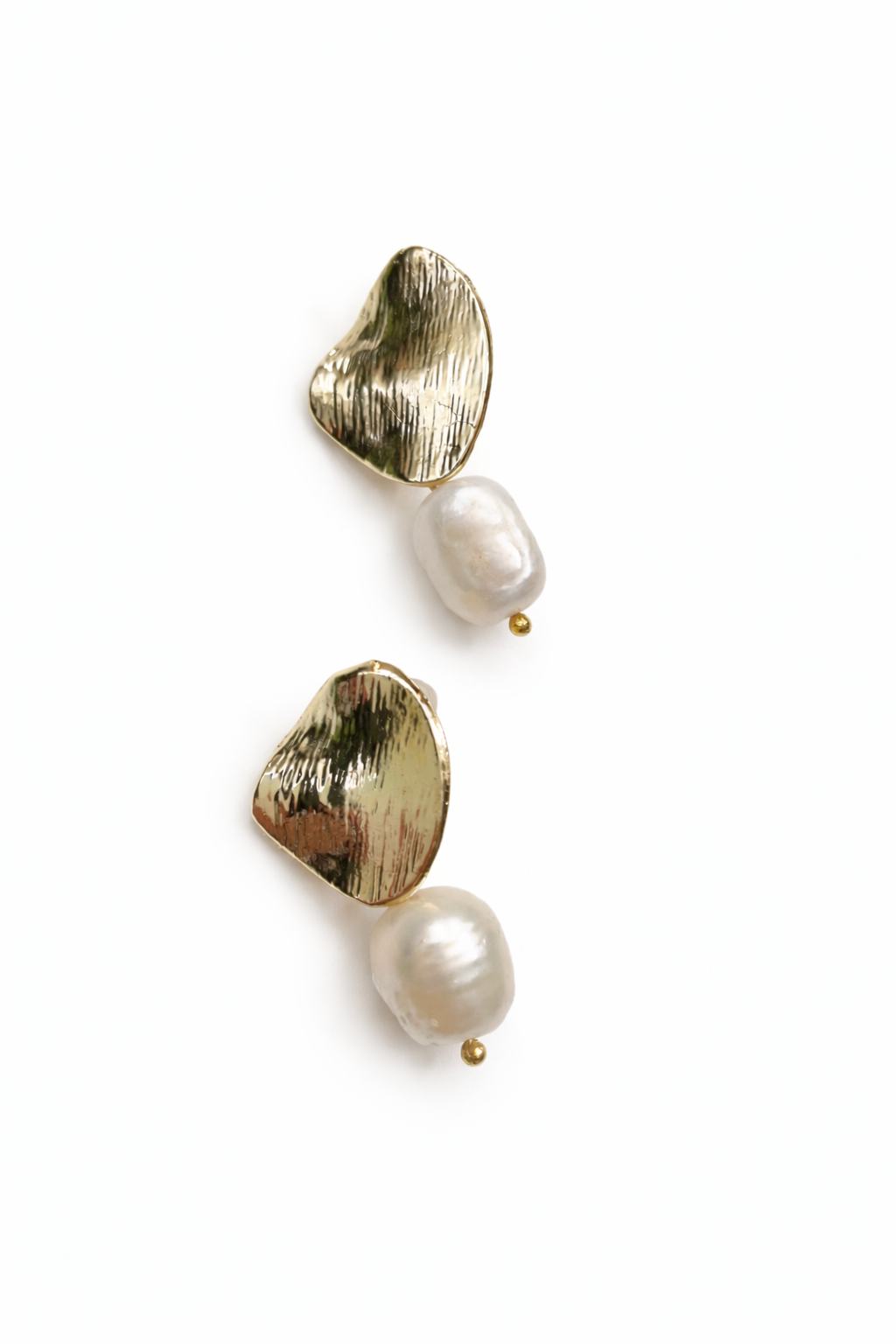 Antibes collection - Small Baroque Pearl Earrings