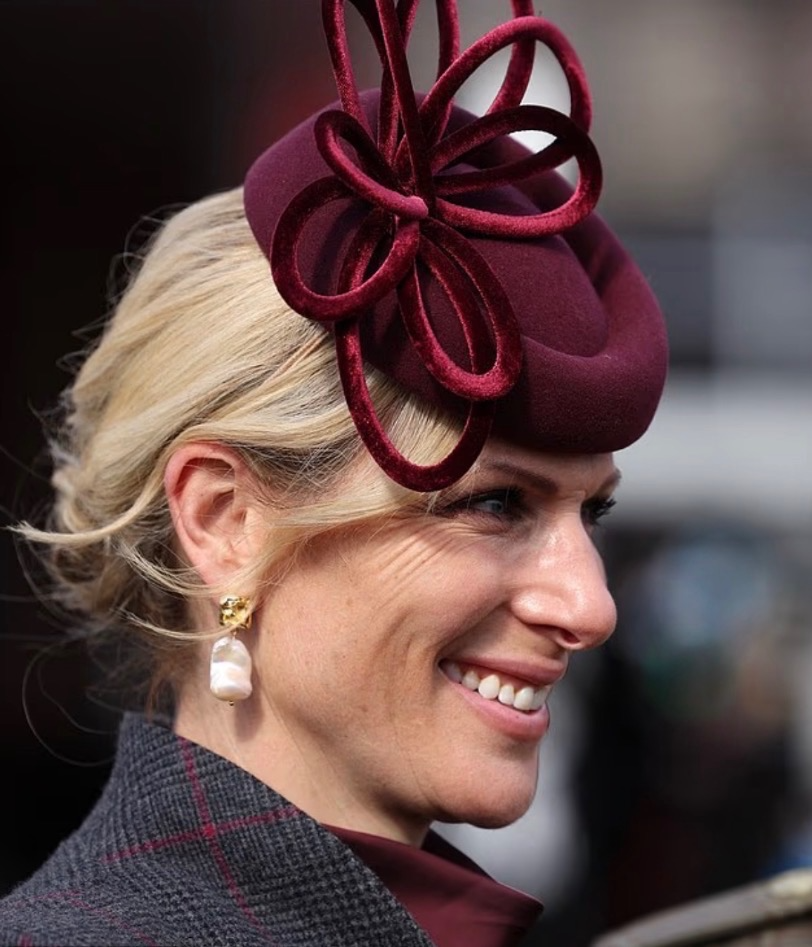 Cassis collection -  Large Baroque Brass Studs With Baroque Pearls