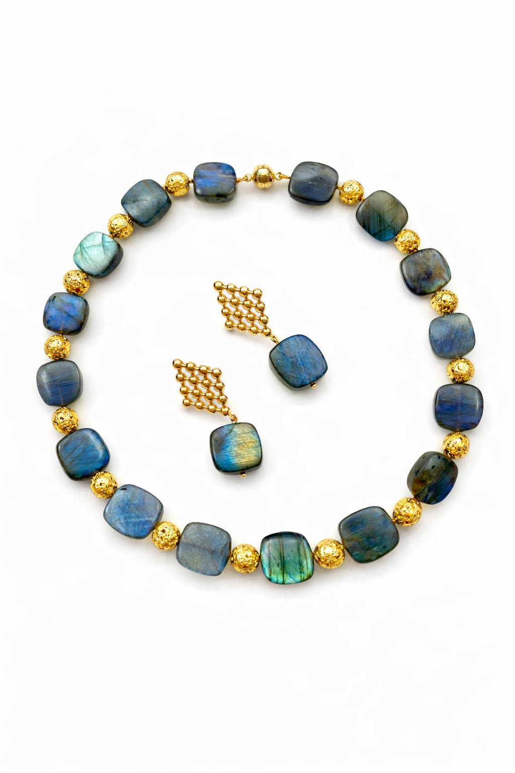 Luberon collection - Necklace In Labradorite
